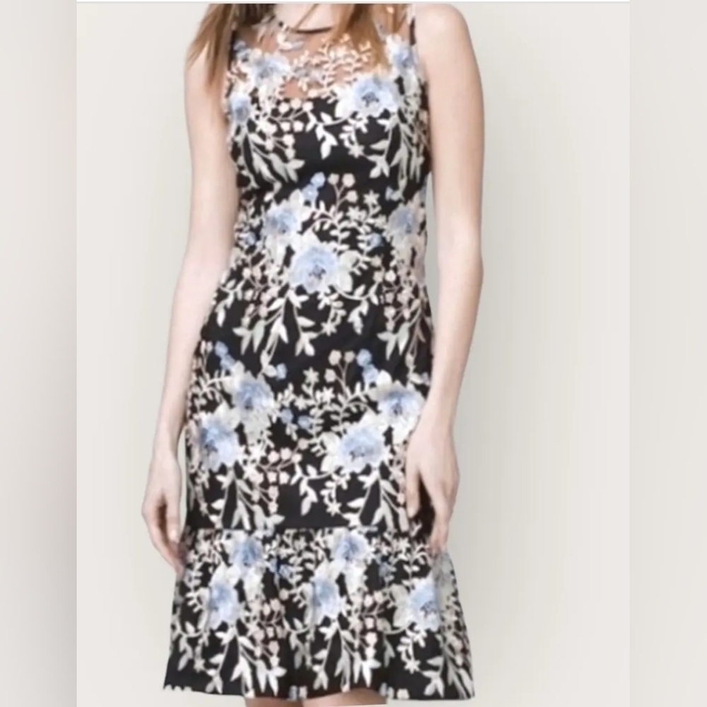 White House Black Market Black and Blue Lace Dress Size 2